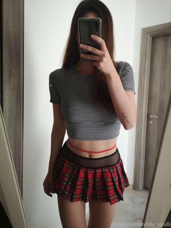 Sorry..I've been a naughty girl and forgot my panties 🤫 (2 p..