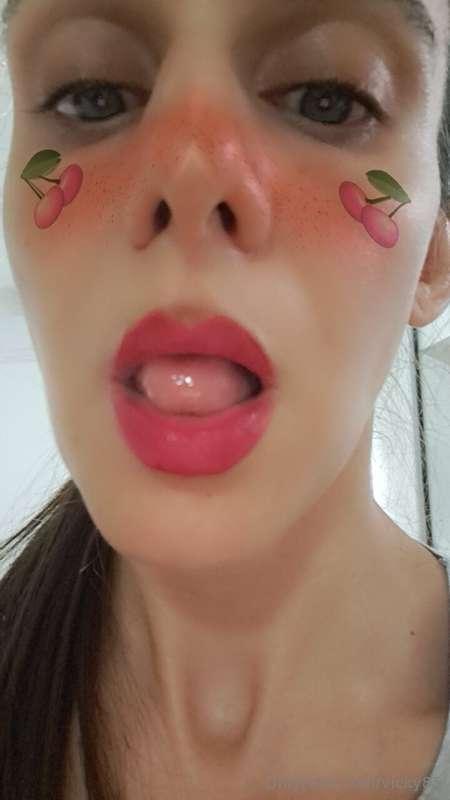 👄🍓