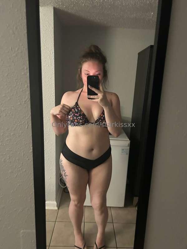 wanted to flash a titty but almost got caught 🤭 bikinis make..