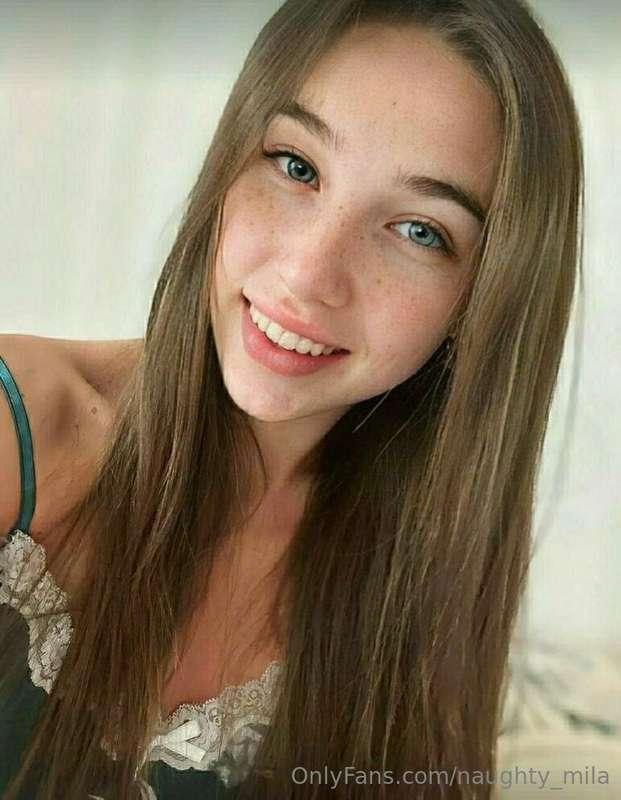 @aminashy she wants to cum with you ! you'll enjoy her juicy..