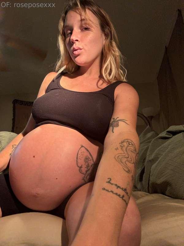 From week 39 when I filmed my longest anal riding vid 😘