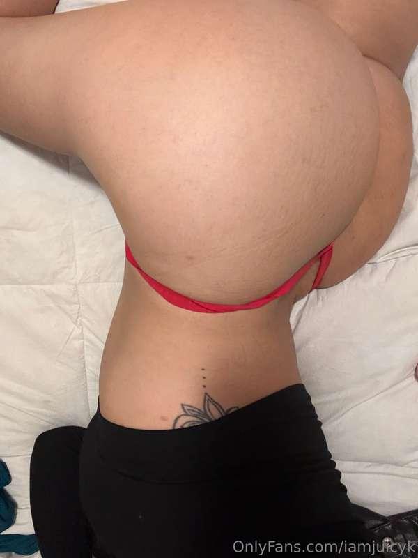 G strings were made for me 😩😈