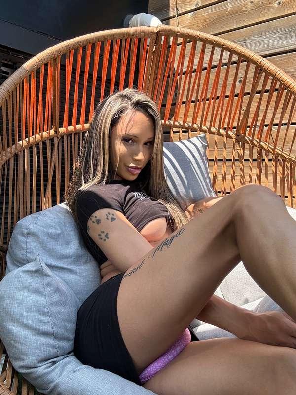 My panties are getting stiff 🤪