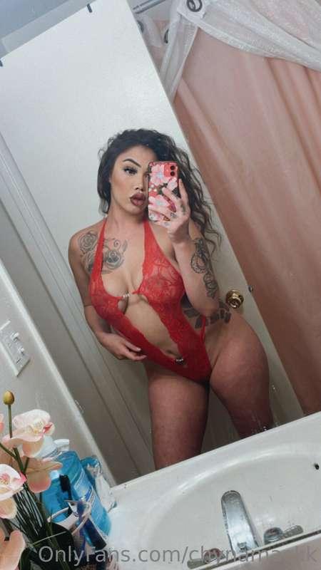 Next 5 people to tip me 20$ in my inbox will receive ONE MON..