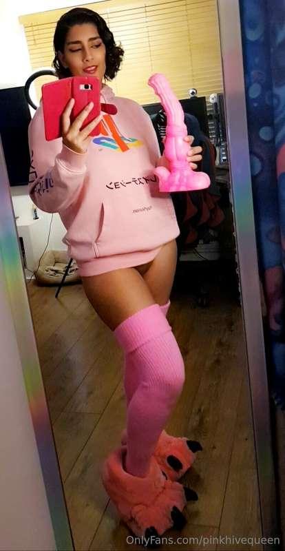 Ok but....should I film riding this toy in this exact outfit..