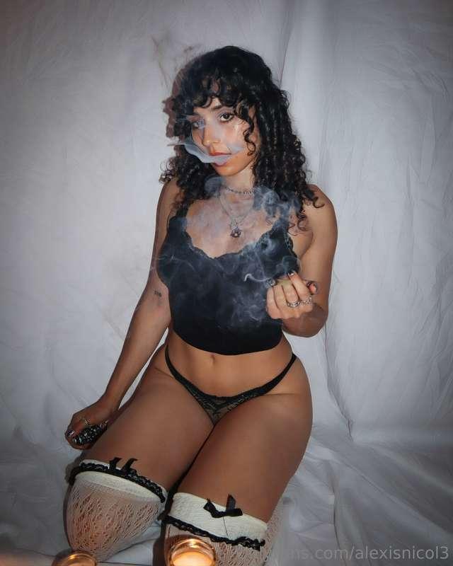 The kinda girl you'd bring home to mom₊˚⊹♡