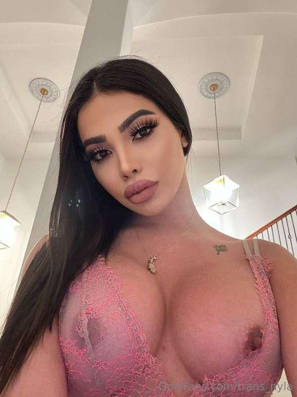 😈