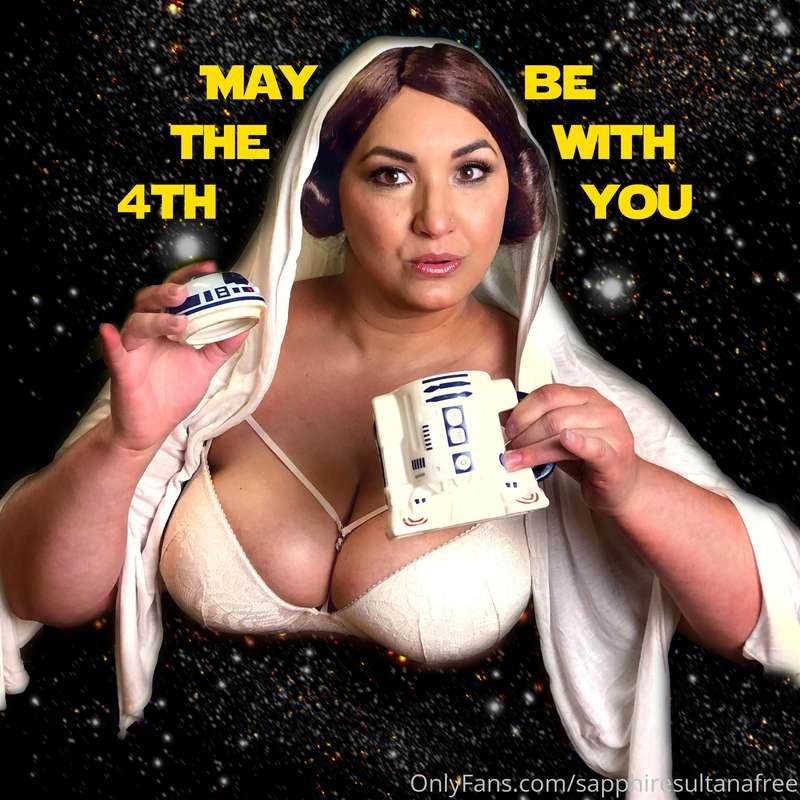 May the 4th be with you! See my cosplay live & in person thi..
