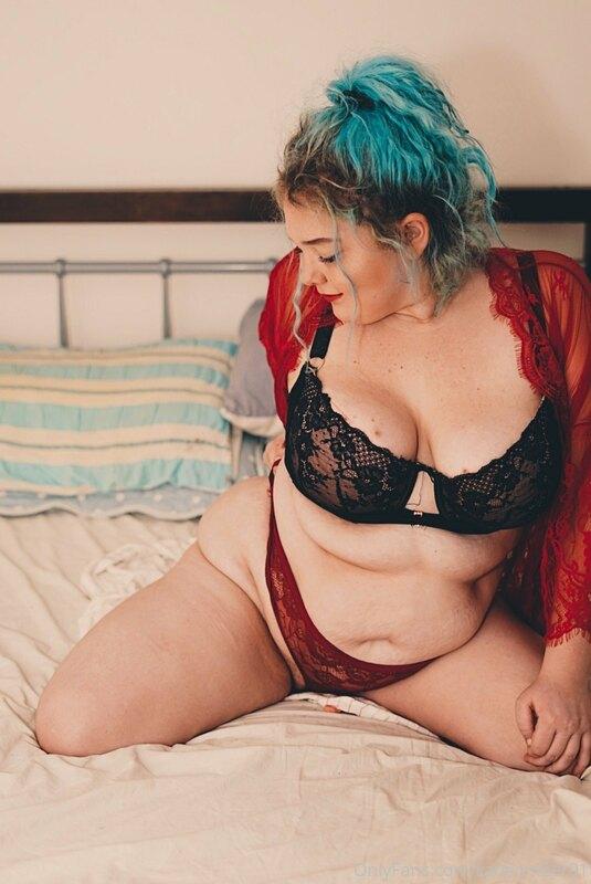 Taking a sneaky peak ?