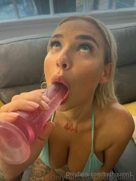Wishing it was your cock 🥵