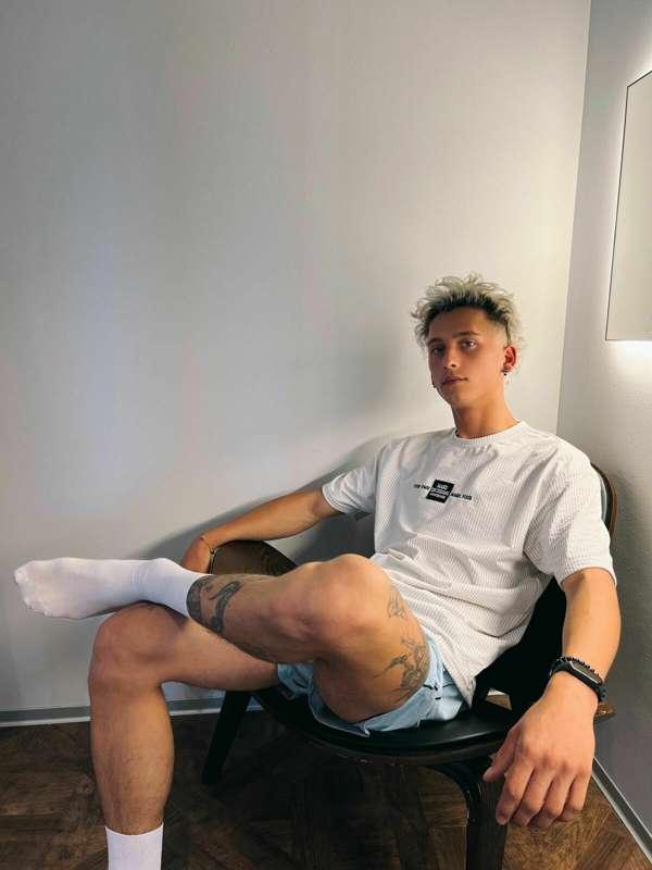 dylan_wanker image #2
