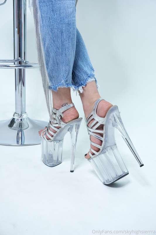 Do they strike your fancy?👠👠