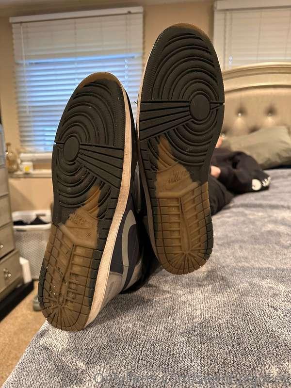 Sneakers 👟 size 17 🔥