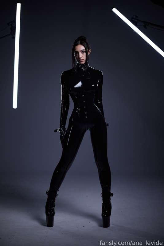 ana_levide image #108