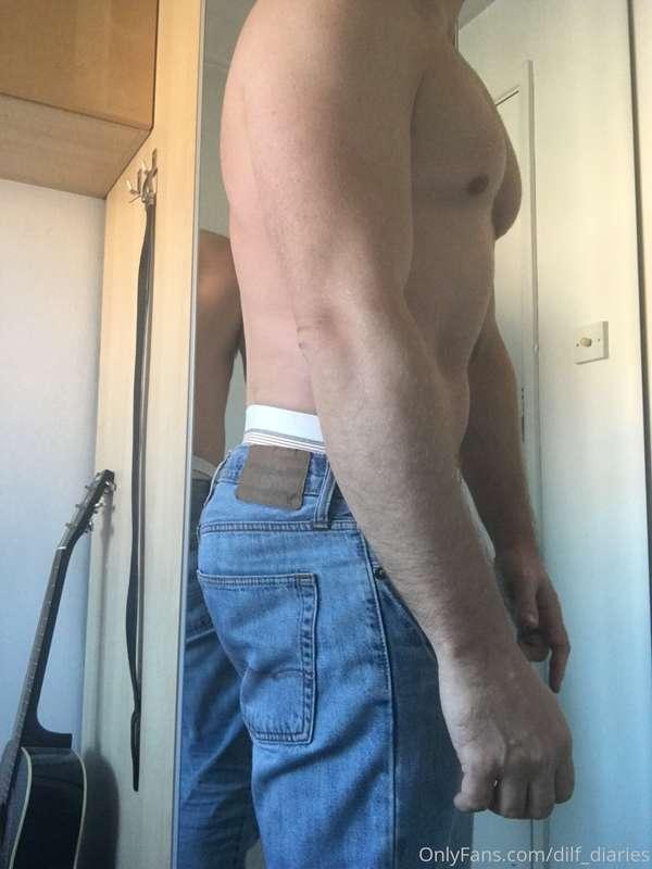 Jock under jeans