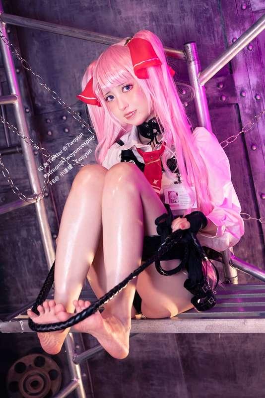 November's Tier 2 is GODDESS OF VICTORY: NIKKE YUNI cosplay