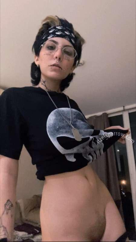 itzel2002 image #2