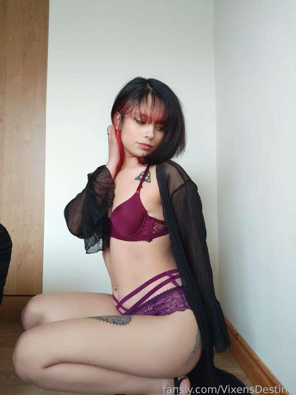 vixensdestiny image #4