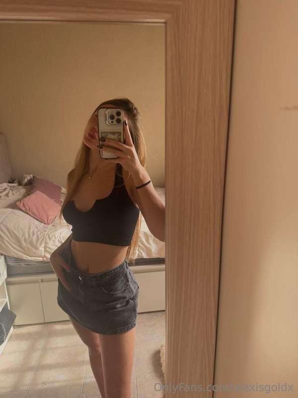 alexisgoldx image #1