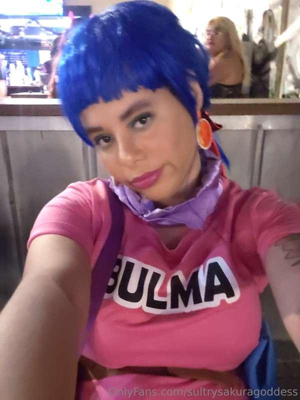 How was everyone's Halloween did you have fun? I went as Bul..