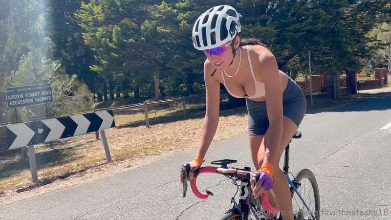 Will you stop and help me fix my flat tyre?