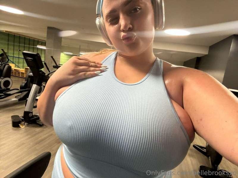 Do you also love to workout like me? 💦