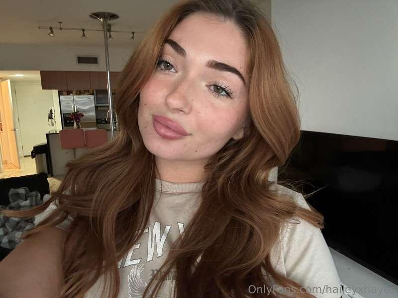 kiss me when the clock hits 12 🍾