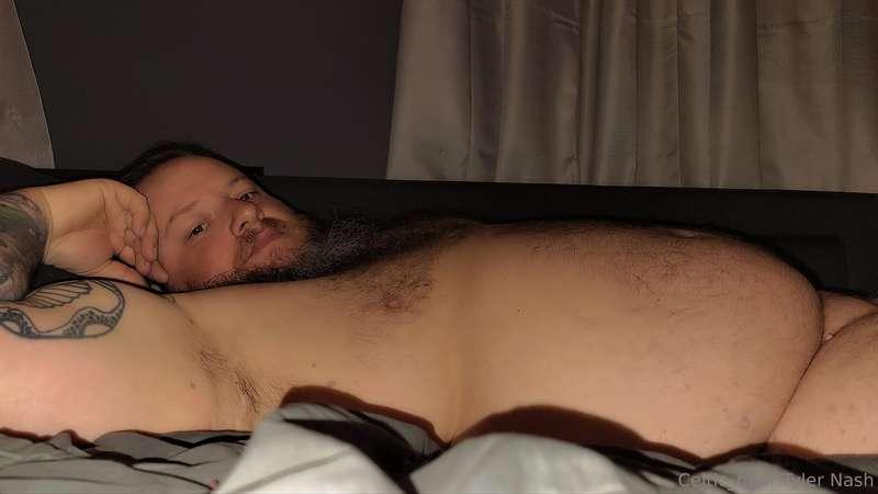Can't sleep...... wanna cum keep me company 