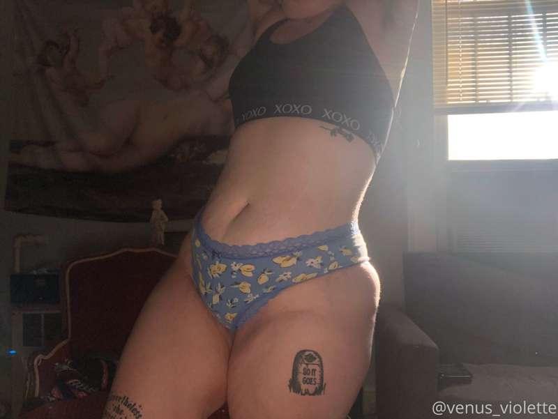 hottie w the body