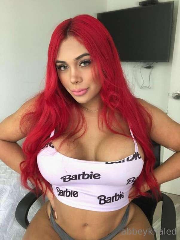 Red girl 🧜🏽‍♀️