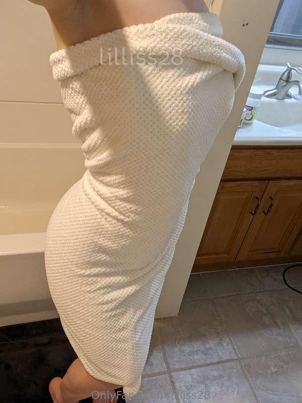 Only good boys get to see what's underneath 😈
