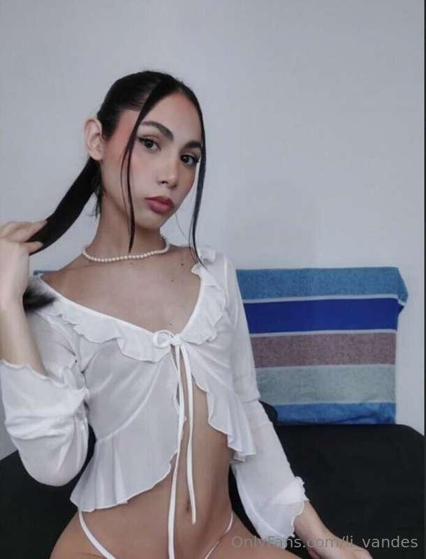 🥰 Discover Beauty with @natashemale 🥰✨ Ladyboy Elegance: Emb..