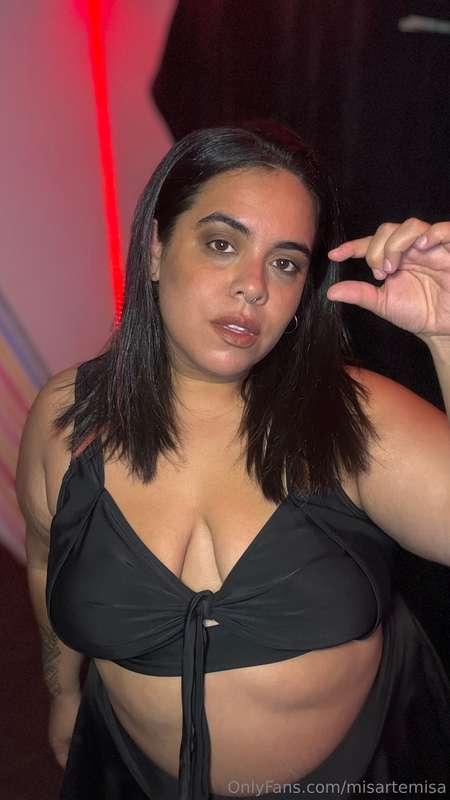 😈🤏🏽