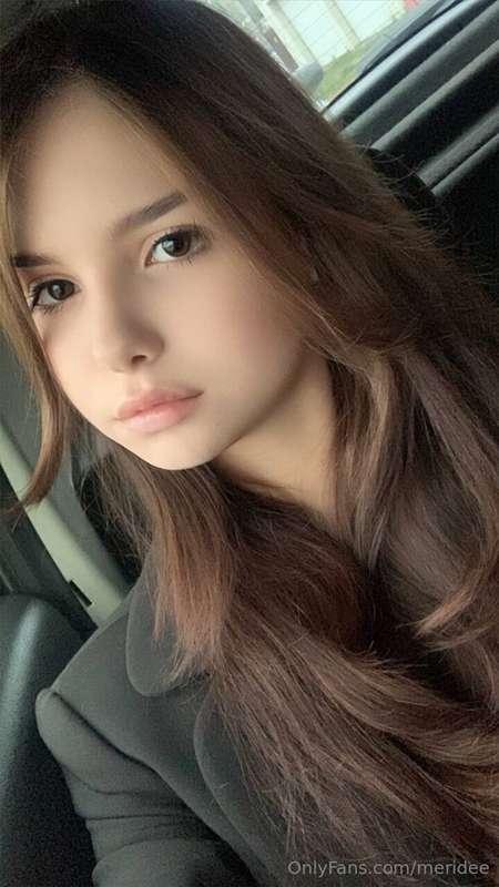 What do my pretty eyes tell you?🤭