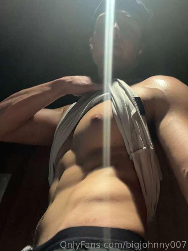 Sweaty workout today 💦