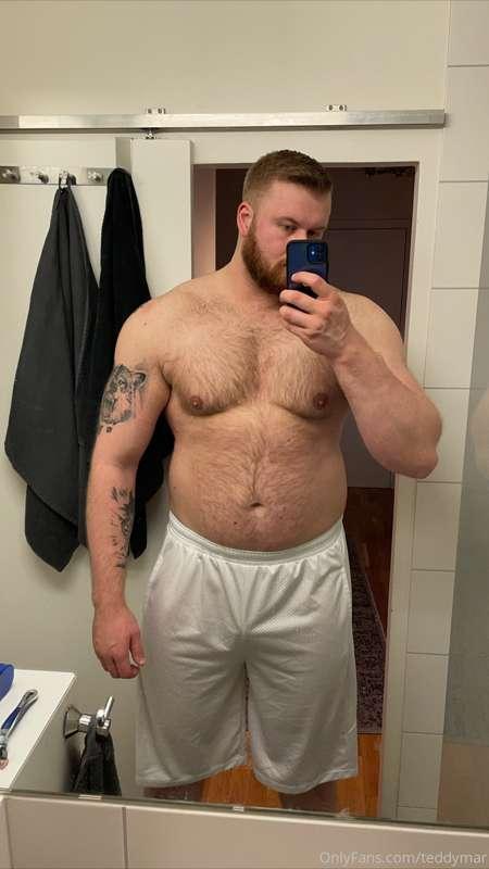 Most recent photo. Feeling strong and good 🙏💪