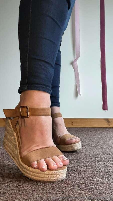 barefootnwild3 image #4