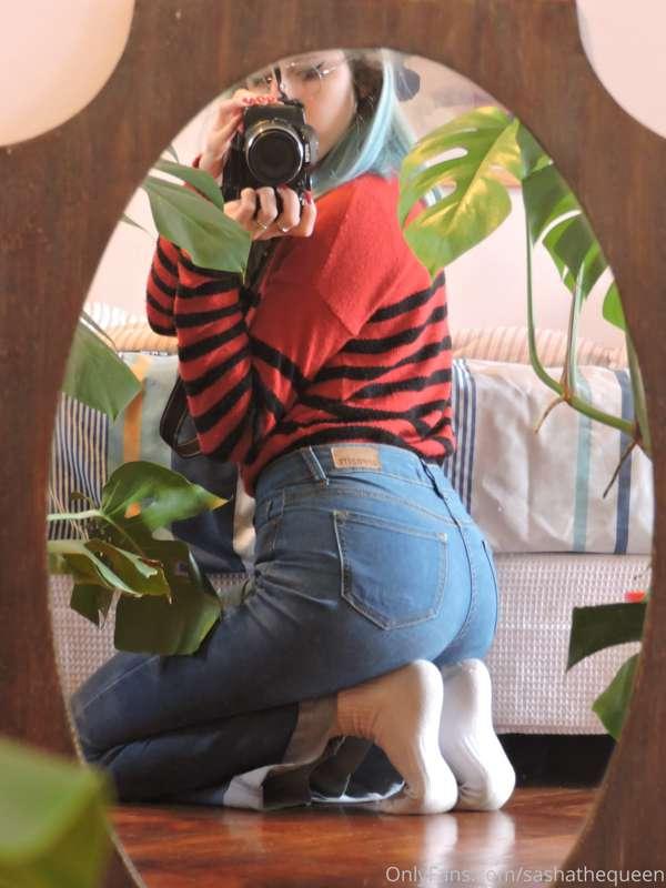 are you on your knees too?