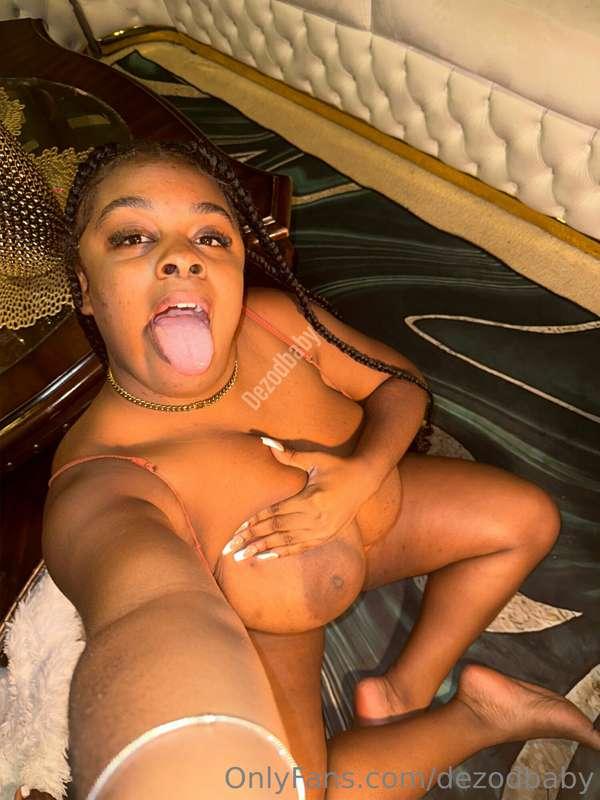 ⚜️When you cum tonight think of any of my body parts to cum ..