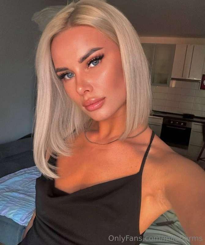 She will make your deepest desires come true 🔥
Waiting for y..