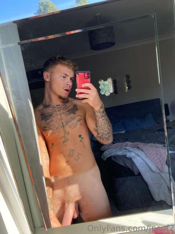 Do you like how thick it is 💦💦