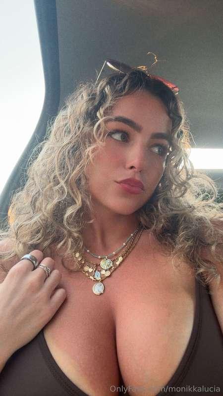 Curly hair day 😜🙈