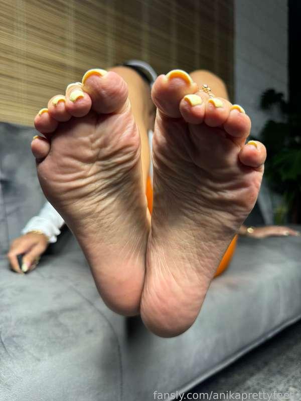 anikaprettyfeet_ image #9