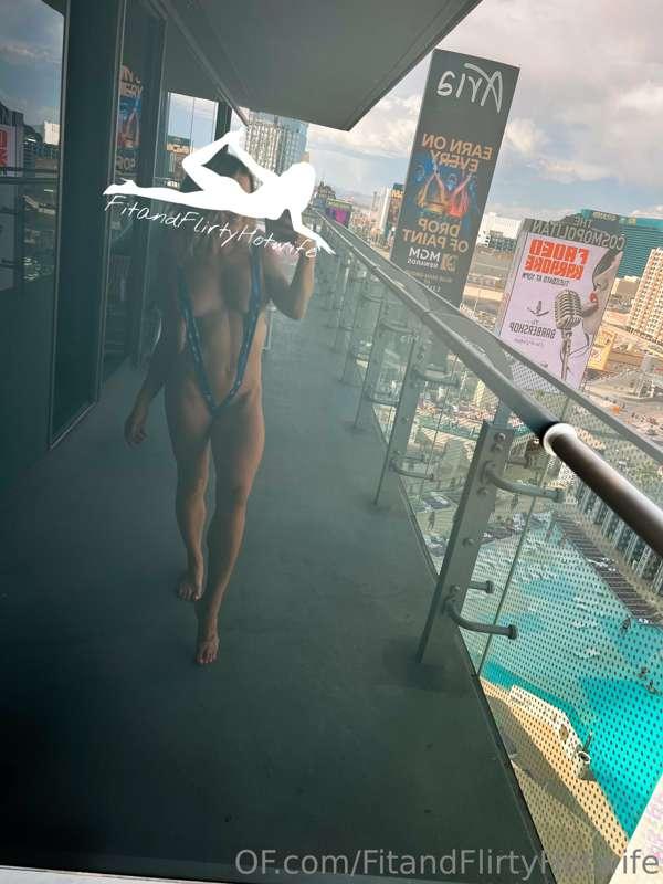 fitandflirtyhotwife image #1