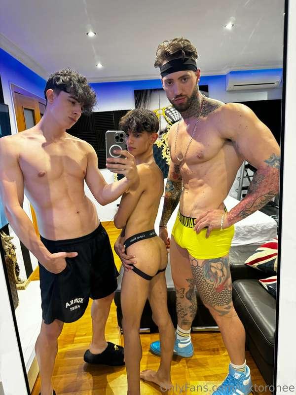 ¡¡¡¡I hope you like threesomes as much as I do!!!!
Three cou..