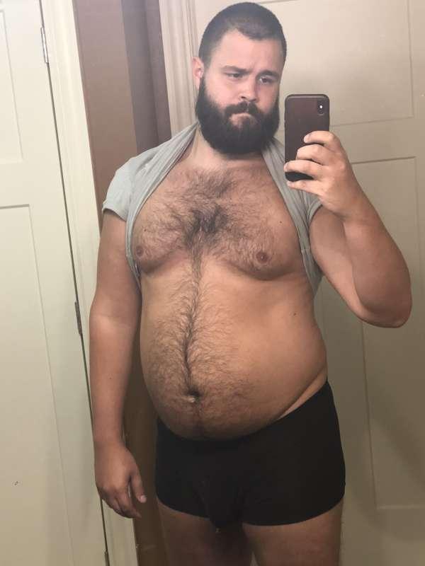 Does it look like I’m losing weight? 😭😭
