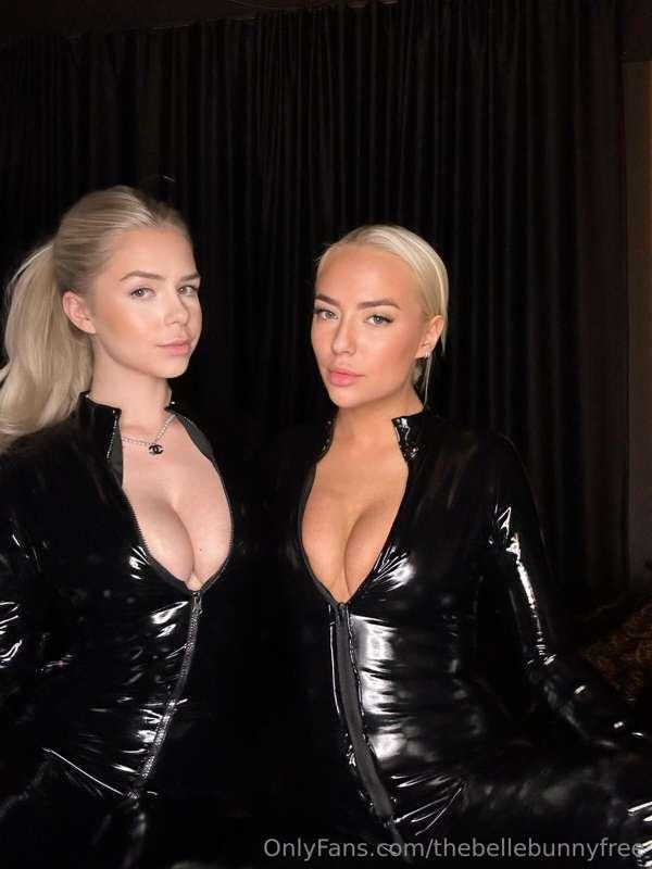 Had so much fun playing with each other in latex and oil 💦🔞🎥..