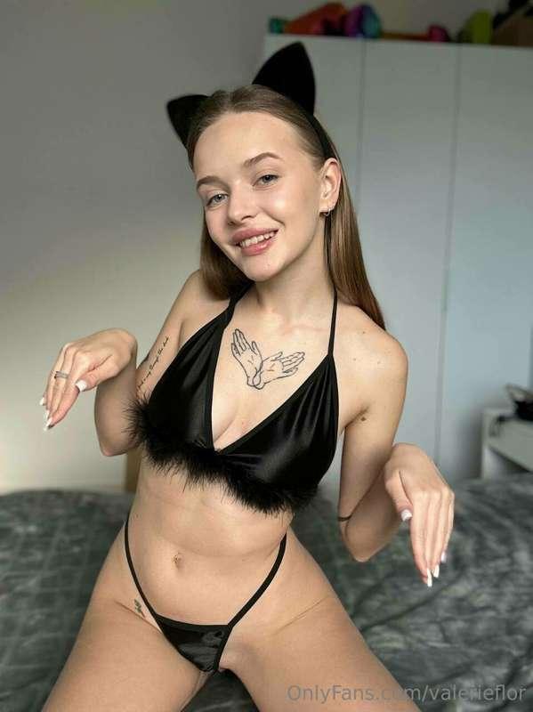 Do you have any goodies for me?😏💦