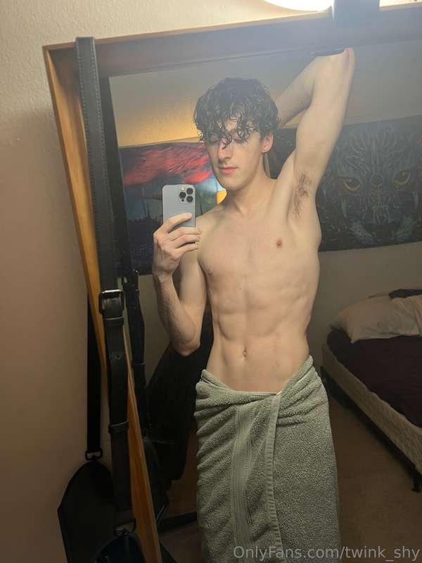 twink_shy image #4