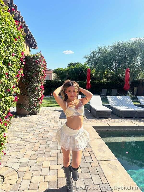 🌞👑